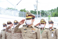 ผู้อำนวยการทัณฑสถานโรงพยาบาลราชทัณฑ์ พร้อมด้วย เจ้าหน้าที่ทัณฑสถานโรงพยาบาลราชทัณฑ์  ร่วมกิจกรรมเชิญธงเคารพธงชาติ และร้องเพลงชาติไทย เนื่องในวันพระราชทานธงชาติไทย